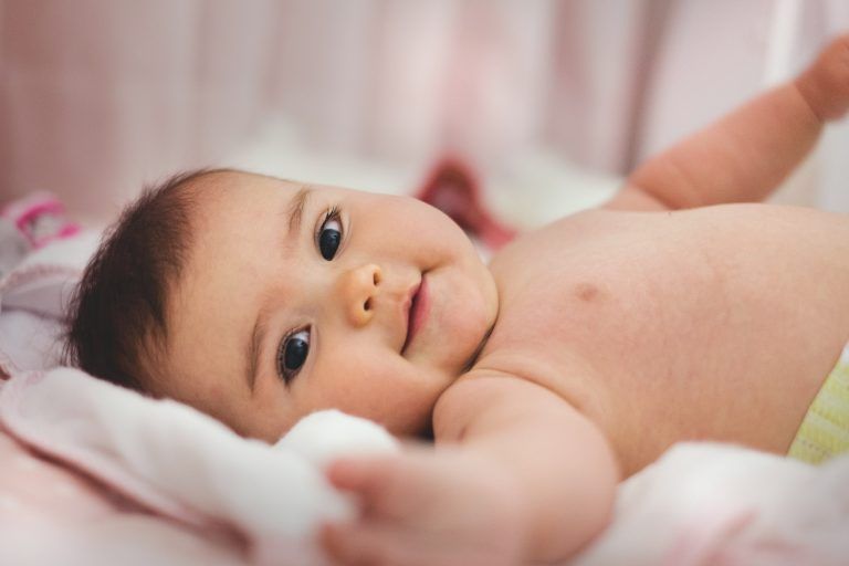 bebe por gestación subrogada