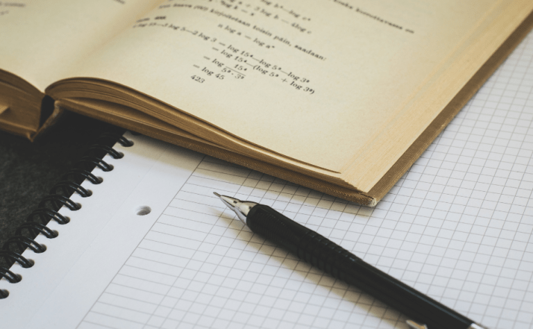 Solicita beca de estudios